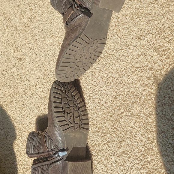 Calvin Klein Boots Womens Rauline Quilted Ankle Moto Side Zipper Grey Semi-New - Picture 2 of 3